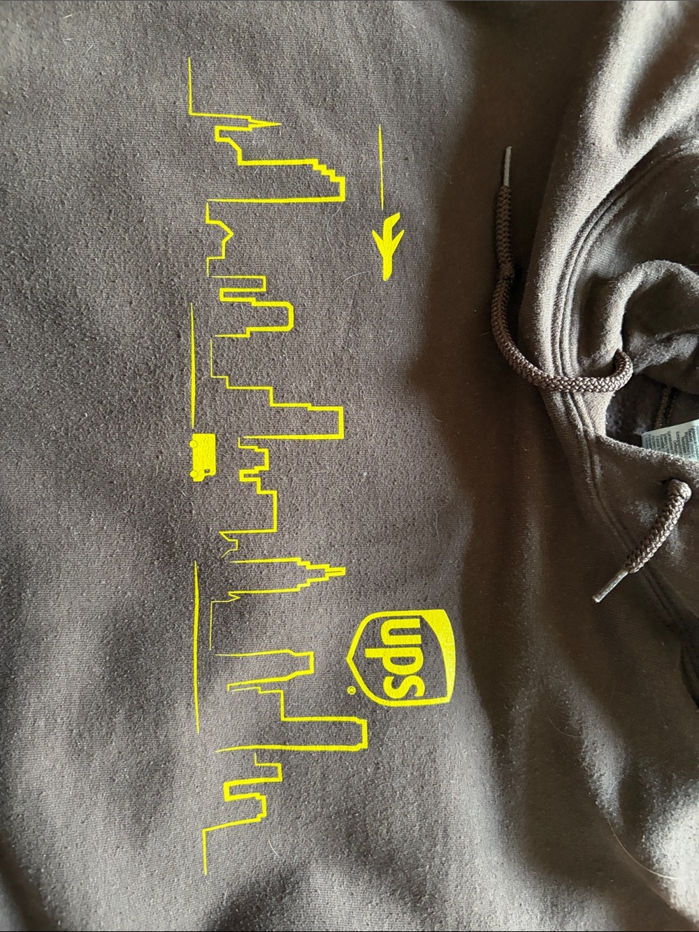 Gildan Brown Hoodie with Yellow UPS Skyline Graphic - Picture 3 of 3